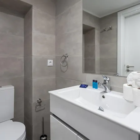 Apartment Beguest Santa Catarina Lisbon